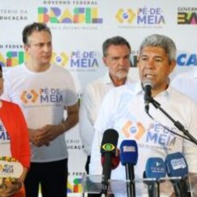 Governo do Estado formaliza adesão da Bahia ao programa Pé-de-Meia