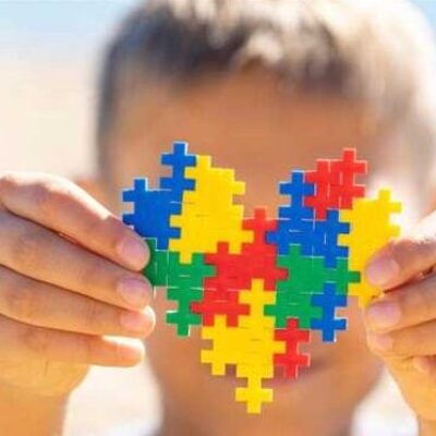 Abril Azul: Mês de conscientização sobre o autismo