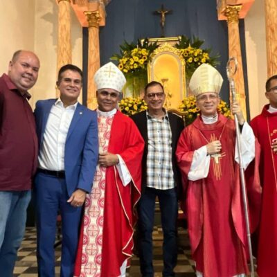 Jabes Ribeiro participa da missa solene de São Jorge e fala sobre incentivo ao turismo religioso