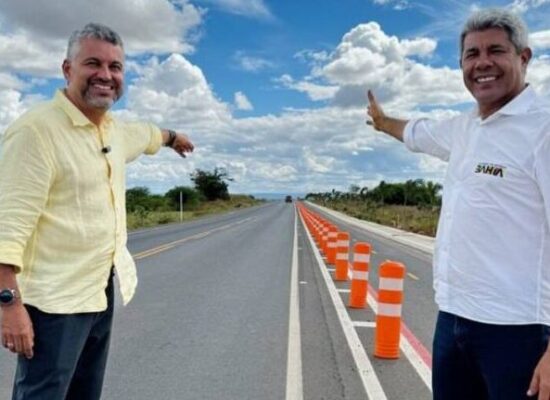 Jerônimo e Elmo inauguram Semi Anel Viário e realizam outras entregas em Irecê Jerônimo e Elmo inauguram Semi Anel Viário e realizam outras entregas em Irecê