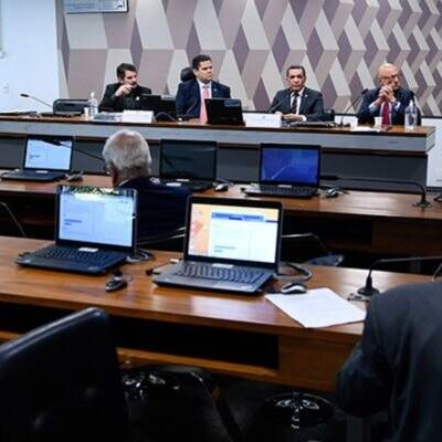 CCJ aprova PL que garante desconto na renovação da CNH para pessoas com mais de 50 anos