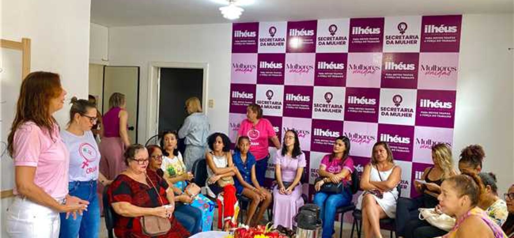 Em café da manhã, a SPM recebe e acolhe assistidas do CRAM, em homenagem ao Dia das Mães