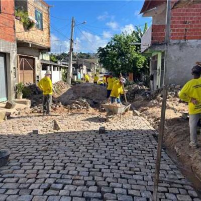 Apesar das chuvas, Ilhéus continua recebendo ações de recuperação das vias