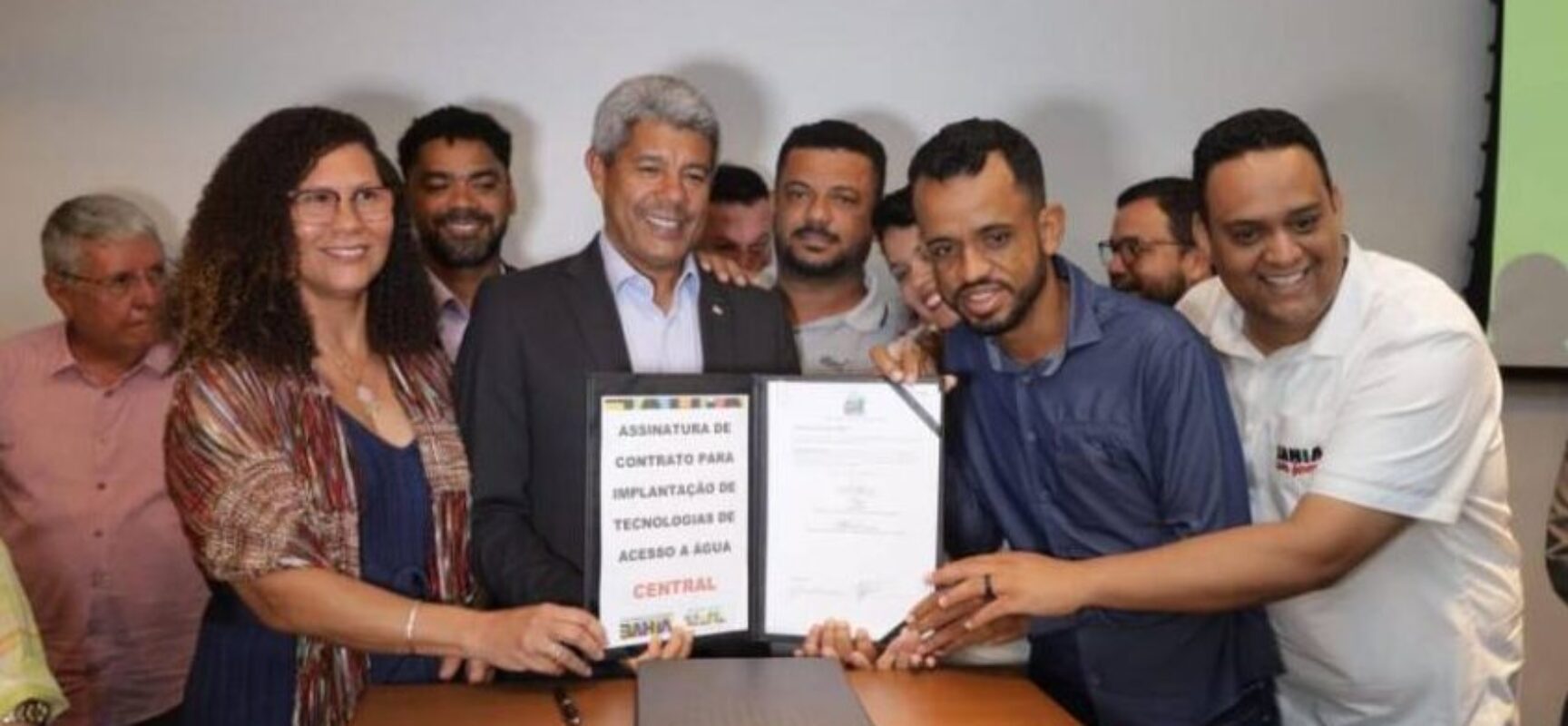 Com prioridade na área social, Jerônimo lança novas ações e reforça combate à fome e ampliação do acesso à água no estado