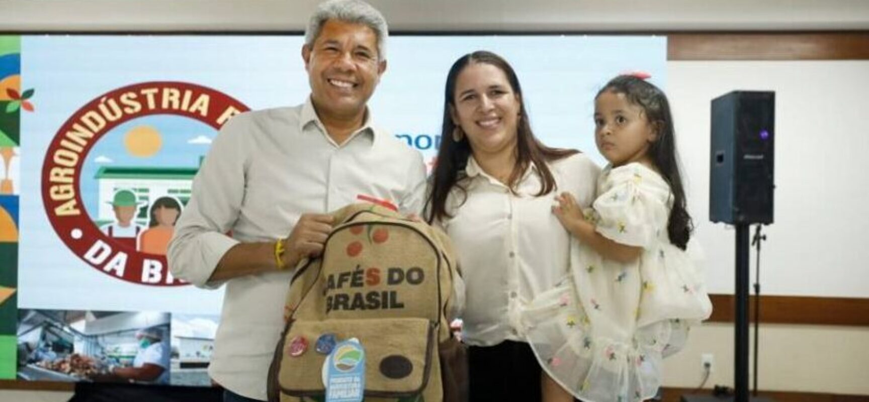 Investimento sólido do Governo da Bahia é destaque em encontro com gestores das agroindústrias da agricultura familiar Investimento sólido do Governo da Bahia é destaque em encontro com gestores das agroindústrias da agricultura familiar