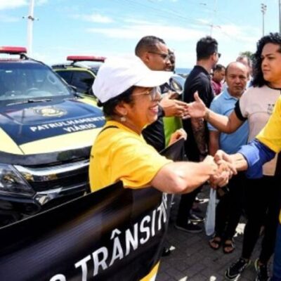 Maio Amarelo: Bruno Reis entrega 89 novos veículos para Transalvador, Semob e Guarda