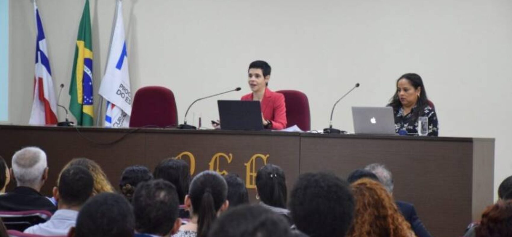 PGE-BA reúne servidores para discutir condutas de agentes públicos no período eleitoral 2024