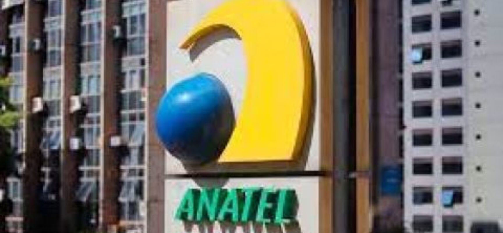 Presidente da Anatel defende que órgão regule as plataformas digitais