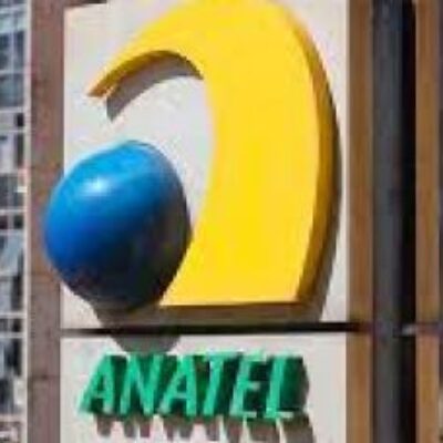 Presidente da Anatel defende que órgão regule as plataformas digitais