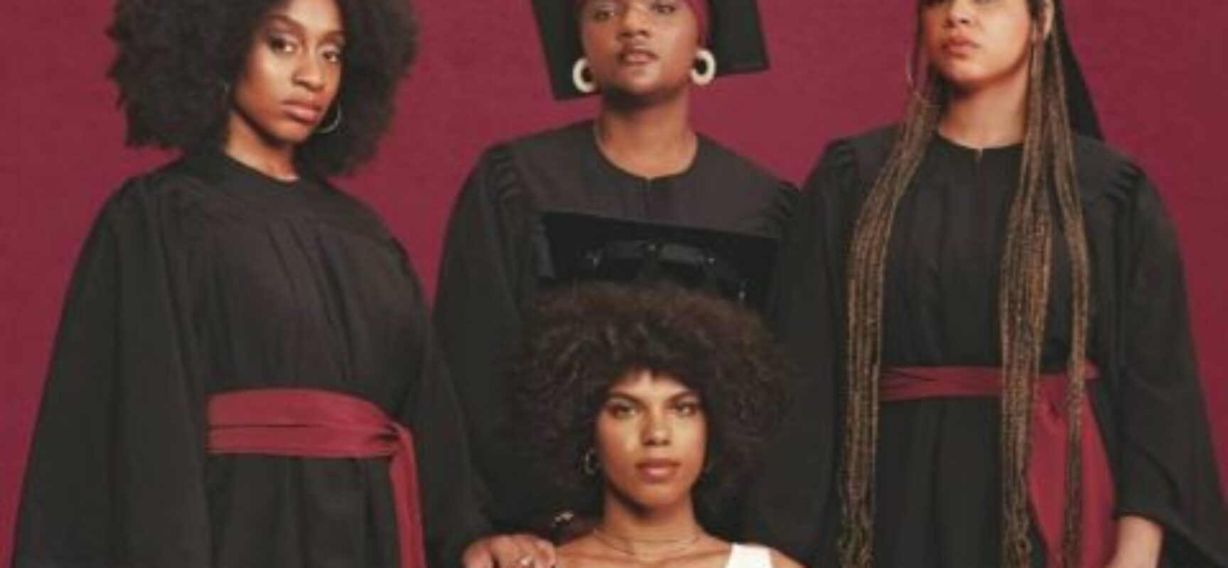 Projeto propõem oferecer chapéus de formatura para cabelos afro