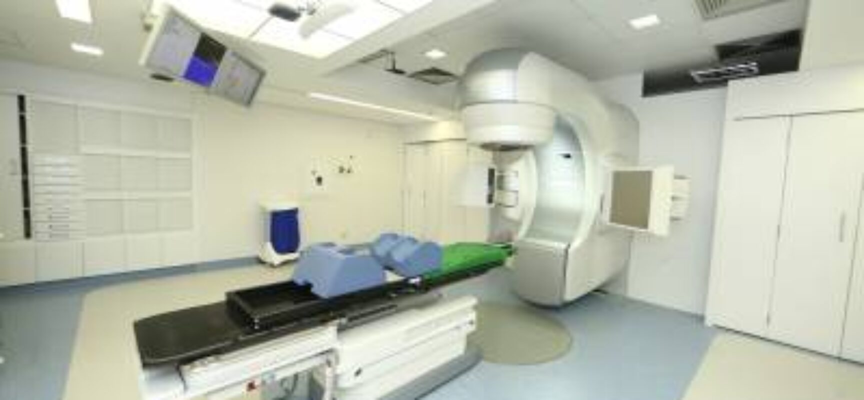 Vereador Ederjúnior apresenta proposição para expansão da Radioterapia do SUS no município de Ilhéus