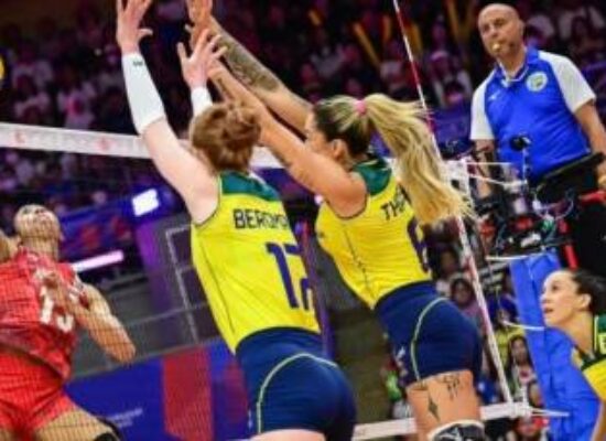 Brasil perde para o Japão e está fora da final da Liga das Nações Feminina