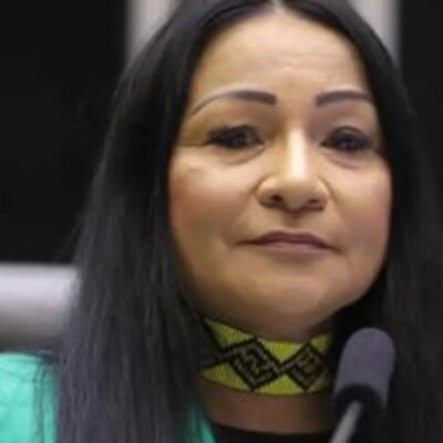 Deputada é cassada por pagar tratamento estético com dinheiro público