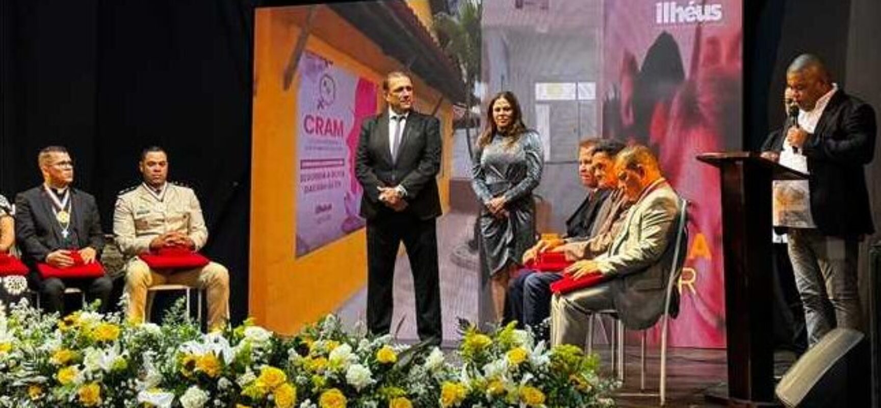 Em um dia de comemorações, Ilhéus condecora ilheenses ilustres com a Comenda São Jorge dos Ilhéus