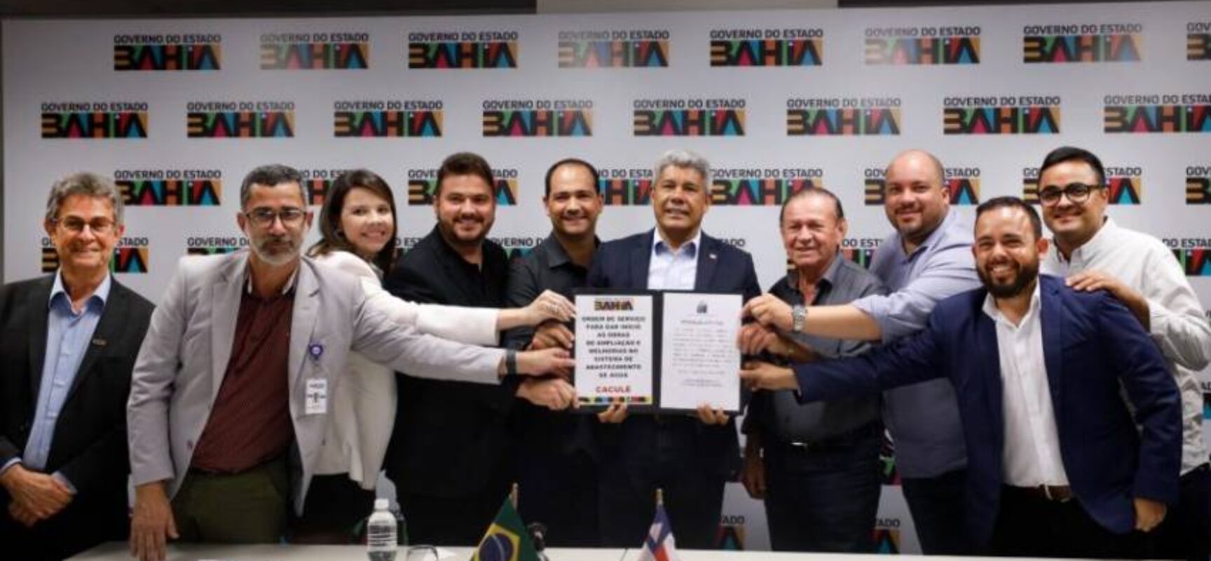 Estado autoriza investimentos em infraestrutura viária e hídrica para os municípios de Sítio do Mato e Caculé