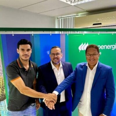 Prefeito Augusto Castro participa da solenidade em que a Neoenergia Coelba apresenta seu plano de investimento para o Sul da Bahia