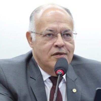 Comissão aprova toque de recolher para menores após 22h em local com venda de bebidas alcoólicas  Fonte: Agência Câmara de Notícias