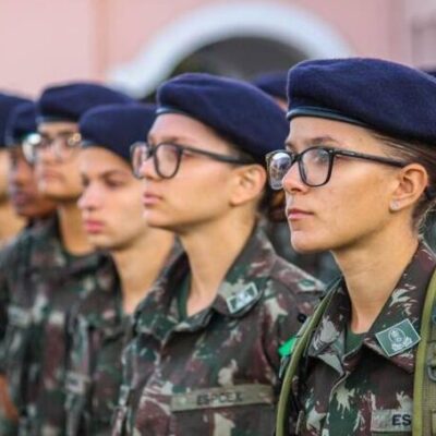 Forças Armadas vão permitir alistamento feminino pela primeira vez