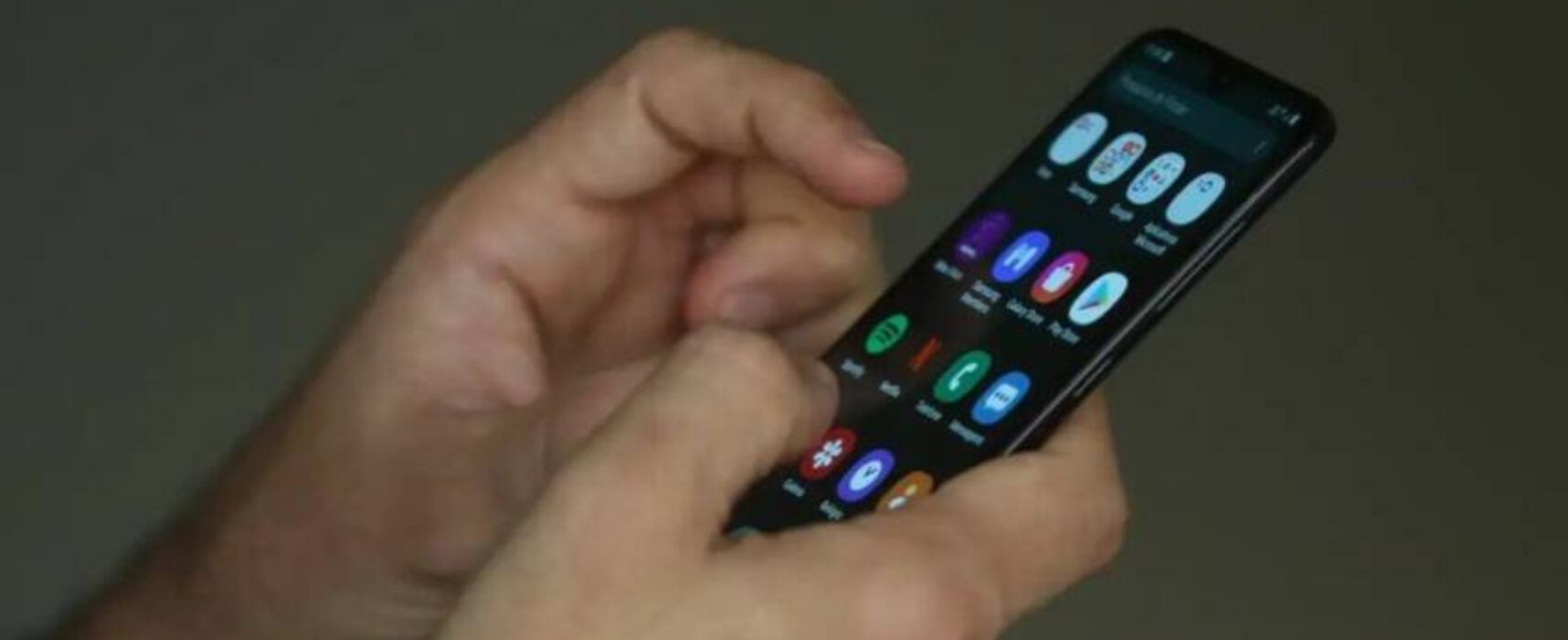 Projeto pode proibir bancos de oferecer empréstimo por telefone