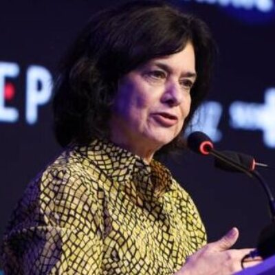 Ministra da Saúde afirma que Brasil tem capacidade de enfrentar nova pandemia