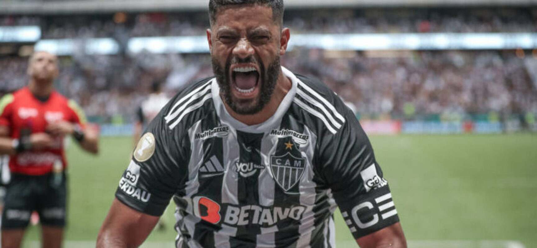 Hulk ofusca reestreia de Philippe Coutinho com 2 gols e freia embalo do Vasco