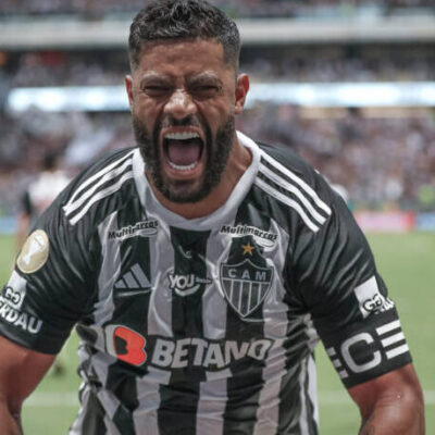 Hulk ofusca reestreia de Philippe Coutinho com 2 gols e freia embalo do Vasco