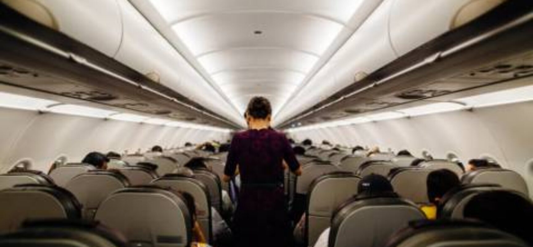 Governo lança programa com passagens aéreas a R$ 200