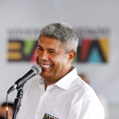 Em Acajutiba, governador entrega escolas mais modernas e equipadas para população