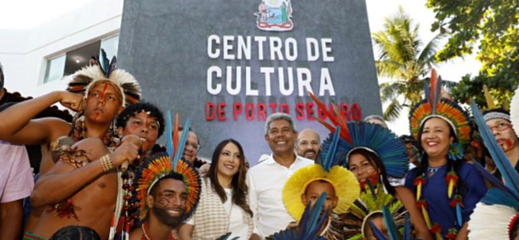 Com proposta de dinamizar o setor, Centro Cultural de Porto Seguro é reaberto