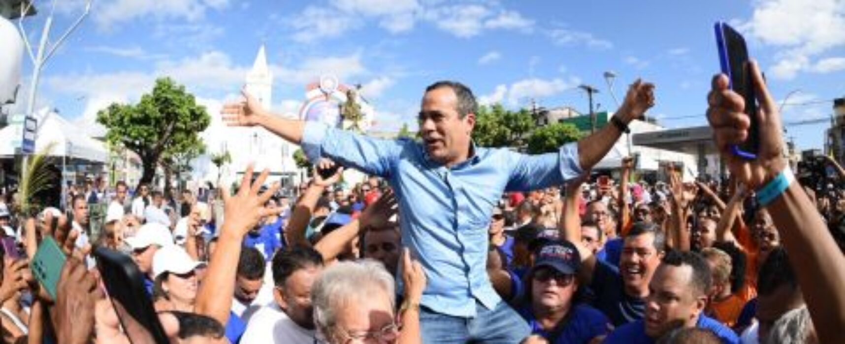 Bruno Reis participa de abertura do 2 de Julho na Lapinha
