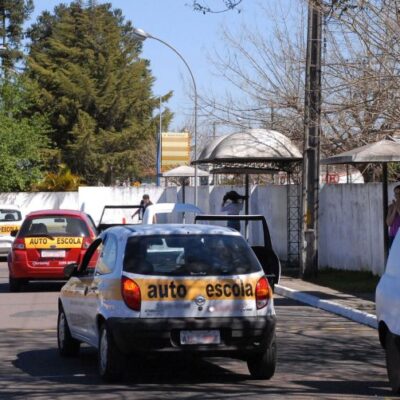 Nova lei fixa idade máxima para veículos usados em autoescolas