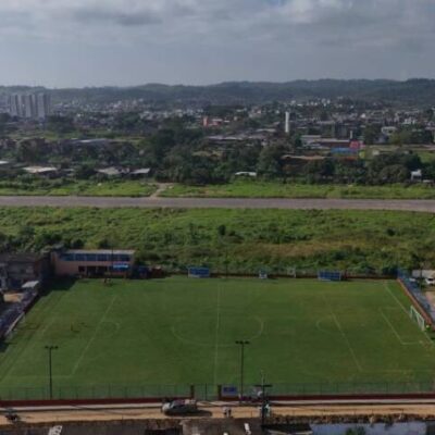 Governo do Estado entrega dois campos reformados em Itabuna para a comunidade