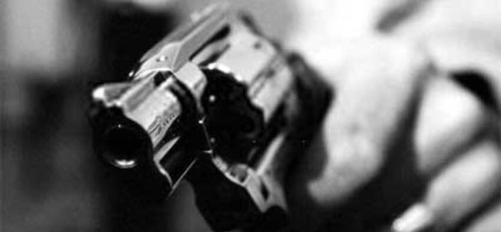 Assaltantes de ônibus são presos pela PM no centro de Salvador