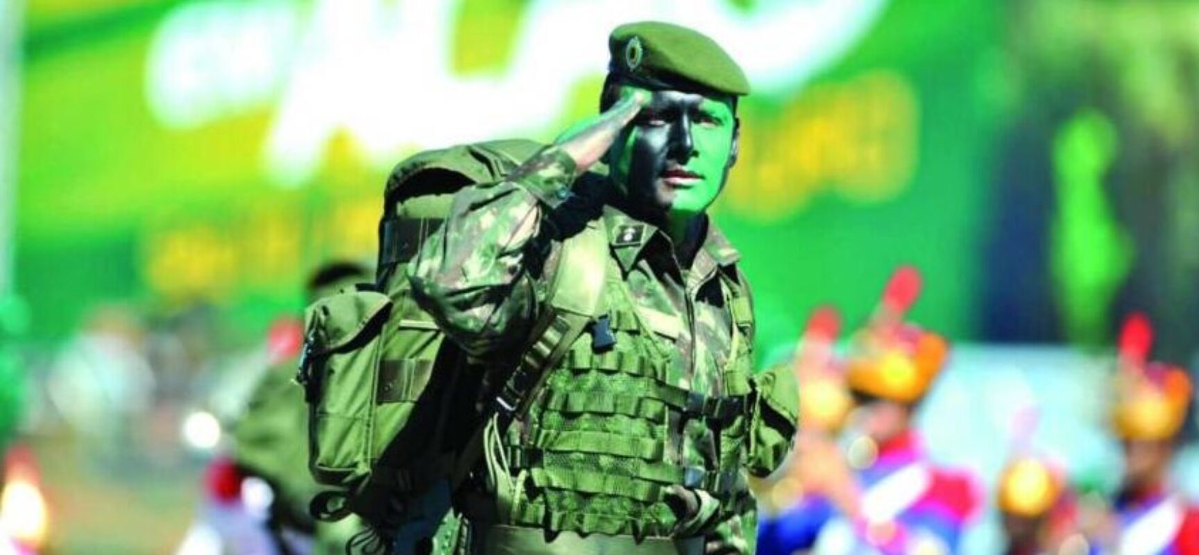*EDERJÚNIOR: Salve o Dia do Soldado Brasileiro. SELVA!*