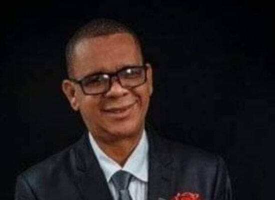 Porque Robson Jardinha está com Bento Lima e, não seguiu com Valderico?