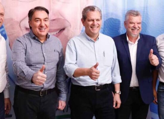 Famílias tentam permanecer há séculos no poder das cidades brasileiras