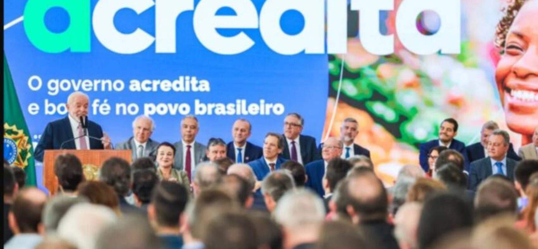 Governo anuncia cartão de crédito e débito para MEI