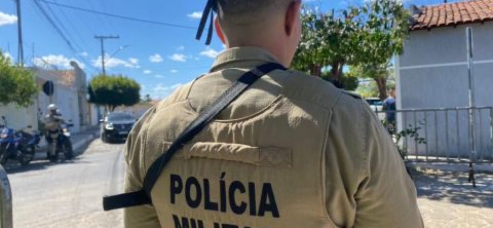 Policial militar é morto a tiros após discutir com colega em bar de Salvador