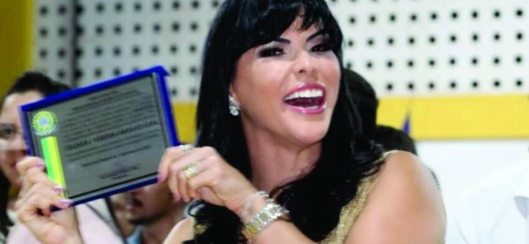 Morro do Chapéu: Prefeita denuncia assédio e tentativa de invasão de sua casa