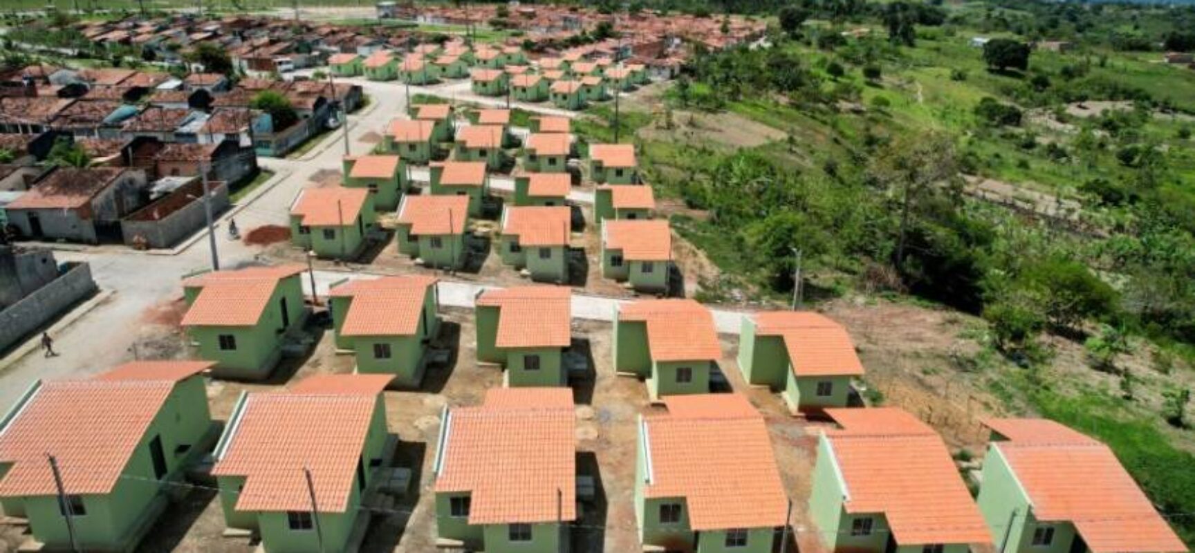 Estado entrega conjunto habitacional em Amargosa; outras obras somam mais de R$ 6,5 milhões