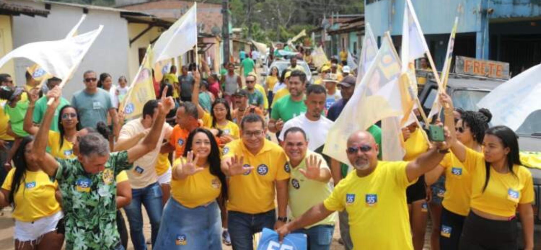 A onda amarela de Bento Lima 55 é recebida com entusiamo no Japu e Vila Cachoeira