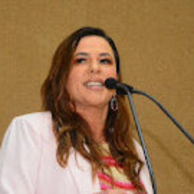 Deputada Soane Galvão atua para retomada das obras na Zona Norte de Ilhéus