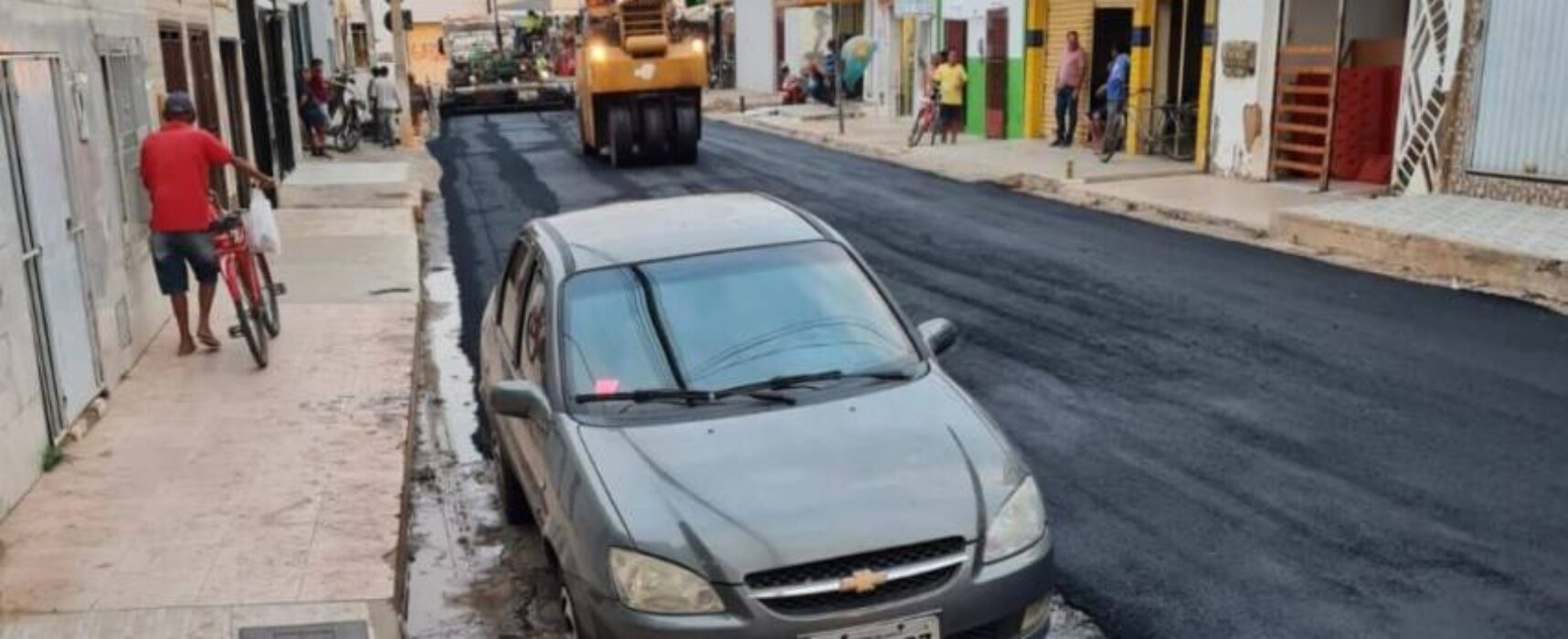 Banho de asfalto em “tempo recorde” vira motivo de piada em Irecê