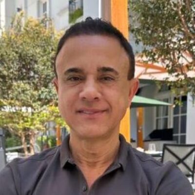 *BARCELONA APRESENTA SUA COMISSÃO E DIRETOR TÉCNICO PARA 2025*