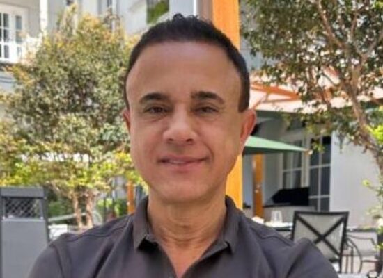 *BARCELONA APRESENTA SUA COMISSÃO E DIRETOR TÉCNICO PARA 2025*