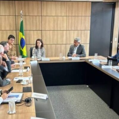 Governador discute infraestrutura com representantes dos ministérios dos Transportes e de Portos e Aeroportos