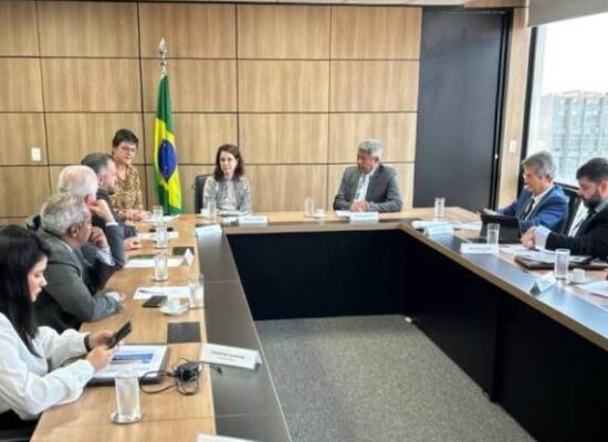 Governador discute infraestrutura com representantes dos ministérios dos Transportes e de Portos e Aeroportos