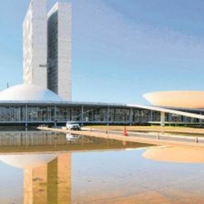 Governo federal prepara reforma administrativa