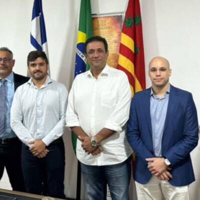 Valderico Junior realiza primeira reunião com Mário Alexandre para discutir transição de governo