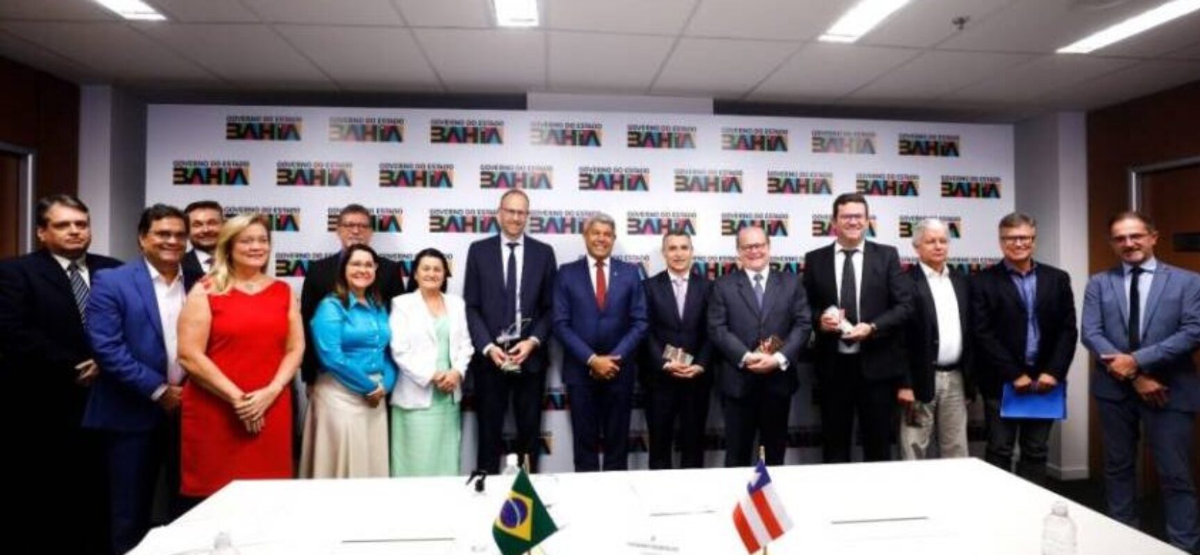 VLT de Salvador terá vagões adaptados para marisqueiras e ambulantes